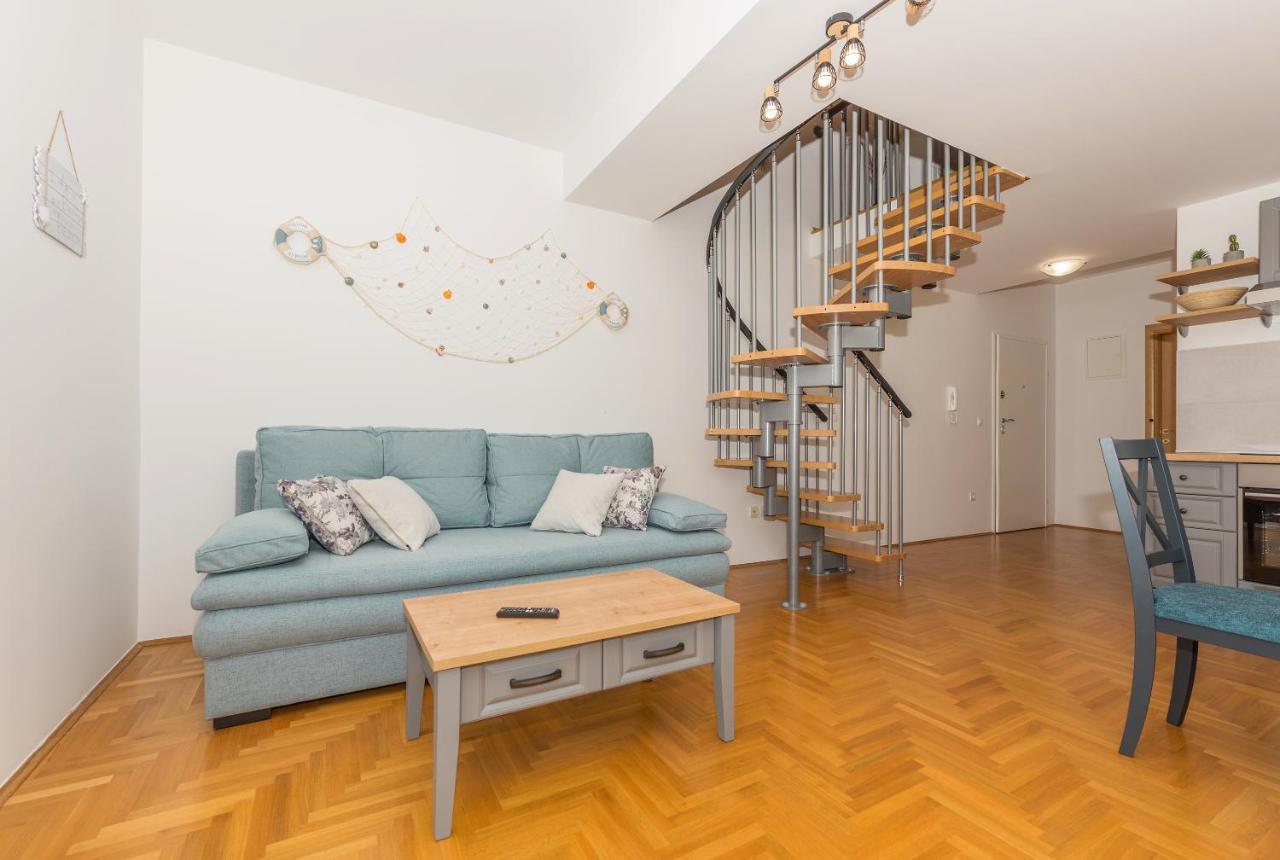 Deluxe 3 Bedroom Apartment With Sea View Baška Voda Εξωτερικό φωτογραφία